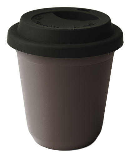 Metallbecher mit Deckel